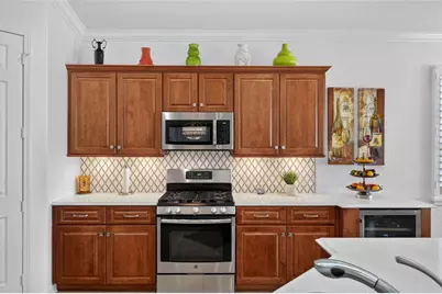 1360 Emerald Dunes Drive, Sun City Center, FL 33573 - Photo 17