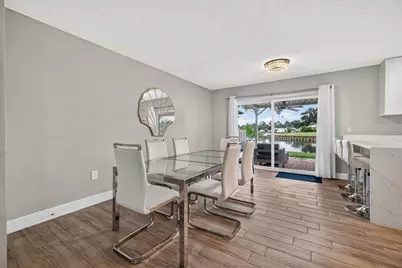 6447 Cape Hatteras Way NE #2, Saint Petersburg, FL 33702 - Photo 7