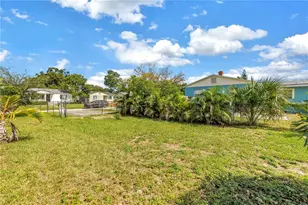 2450 37th Ave N, Saint Petersburg, FL 33713 - Photo 43
