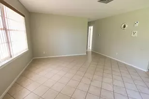 10569 Dixon Dr, Seminole, FL 33772 - Photo 7