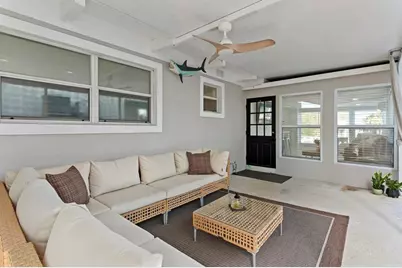 191 175th Avenue E, Redington Shores, FL 33708 - Photo 15