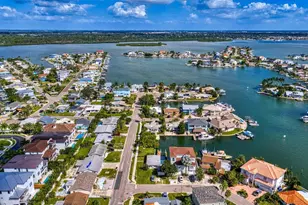 191 175th Ave E, Redington Shores, FL 33708 - Photo 27