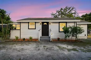 2110 E Ellicott St, Tampa, FL 33610 - Photo 1
