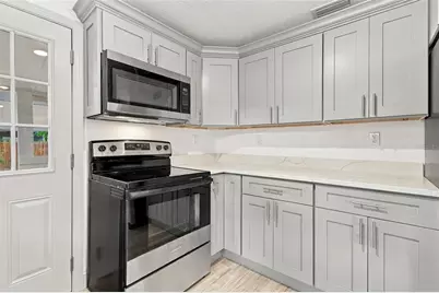 2110 E Ellicott Street, Tampa, FL 33610 - Photo 7