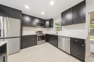 935 Hamilton Ct, Palm Harbor, FL 34683 - Photo 9