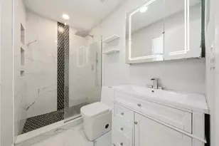 935 Hamilton Ct, Palm Harbor, FL 34683 - Photo 17