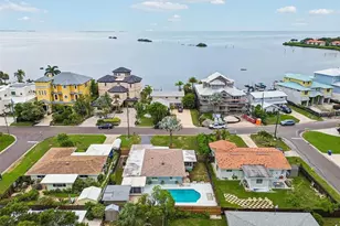403 Driftwood Dr W, Palm Harbor, FL 34683 - Photo 35
