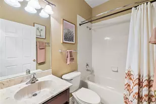 9420 Georgian Park Ln, Tampa, FL 33626 - Photo 23