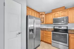 11401 81st Ave, Seminole, FL 33772 - Photo 9