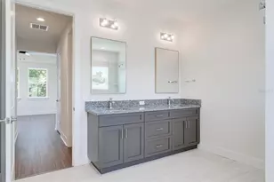 2076 Paragon Cir W, Clearwater, FL 33755 - Photo 45
