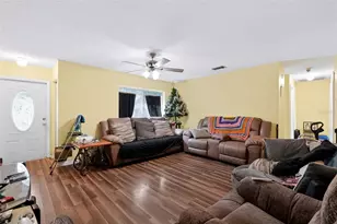 8399 79th Ave, Seminole, FL 33777 - Photo 3
