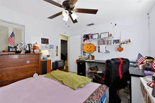 8399 79th Ave, Seminole, FL 33777 - Photo 15