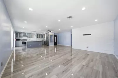 10717 Donbrese Avenue, Tampa, FL 33615 - Photo 5