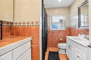 2709 49th Street N, Saint Petersburg, FL 33710 - Photo 17