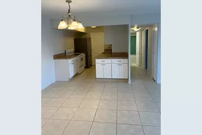 10355 Paradise Boulevard #111, Treasure Island, FL 33706 - Photo 11