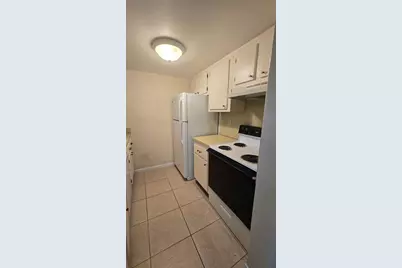2525 W Bay Drive #C33, Belleair Bluffs, FL 33770 - Photo 15