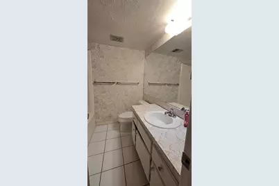 2525 W Bay Drive #C33, Belleair Bluffs, FL 33770 - Photo 9