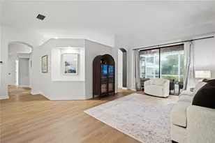 8612 Swann Ridge Ct, Tampa, FL 33647 - Photo 5