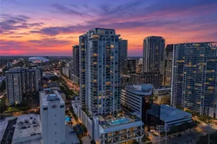 301 1st St S, Saint Petersburg, FL 33701 - Photo 1