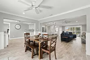 10469 Imperial Point Dr E, Largo, FL 33774 - Photo 7