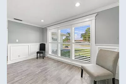 10469 Imperial Point Drive E, Largo, FL 33774 - Photo 29