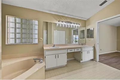 2113 Sterling Glen Court, Sun City Center, FL 33573 - Photo 39