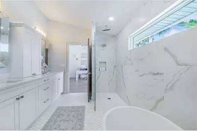1825 Venetian Point Drive, Clearwater, FL 33755 - Photo 31