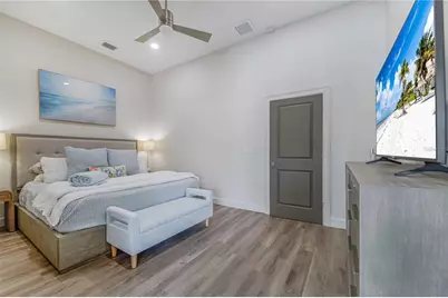 1825 Venetian Point Drive, Clearwater, FL 33755 - Photo 25