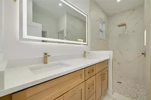 270 Diogenes St, Dunedin, FL 34698 - Photo 5