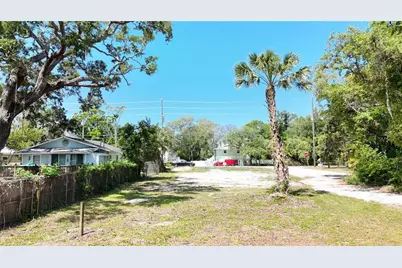 290 Orange Street, Palm Harbor, FL 34683 - Photo 11