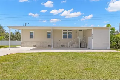 7004 Americana Drive NE #136, Saint Petersburg, FL 33702 - Photo 1