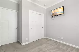 7004 Americana Dr NE, Saint Petersburg, FL 33702 - Photo 31