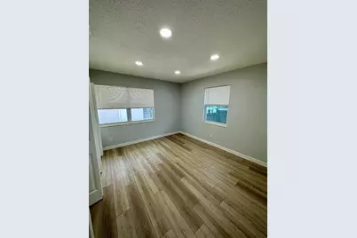 2001 2nd Street S, Saint Petersburg, FL 33705 - Photo 23
