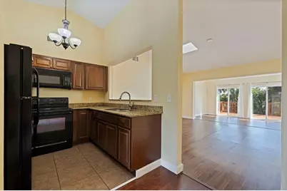 1065 28th Avenue S, Saint Petersburg, FL 33705 - Photo 15