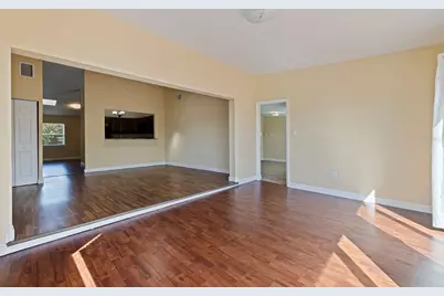 1065 28th Avenue S, Saint Petersburg, FL 33705 - Photo 25