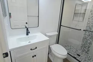 6125 113th St, Seminole, FL 33772 - Photo 13