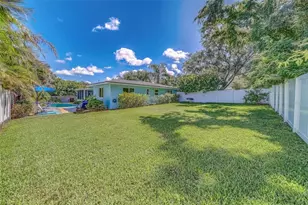 2 Evonaire Cir, Belleair, FL 33756 - Photo 27