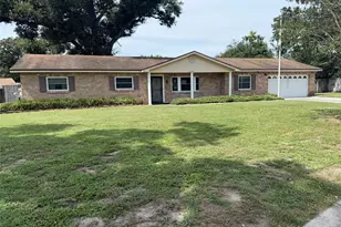 2209 S Waterman Dr, Valrico, FL 33594 - Photo 1