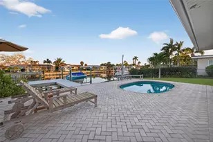 1984 Michigan Ave NE, Saint Petersburg, FL 33703 - Photo 23