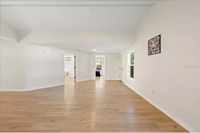 6948 Dartmouth Avenue N, Saint Petersburg, FL 33710 - Photo 5