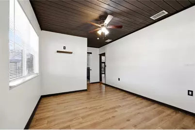 8009 Cardinal Drive, Tampa, FL 33617 - Photo 27