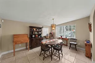 5002 Halifax Dr, Tampa, FL 33615 - Photo 9