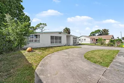 5002 Halifax Drive, Tampa, FL 33615 - Photo 1
