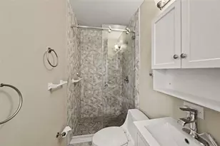 5002 Halifax Dr, Tampa, FL 33615 - Photo 15