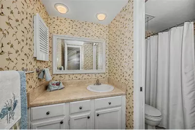 1575 Greenlea Drive #4, Clearwater, FL 33755 - Photo 11