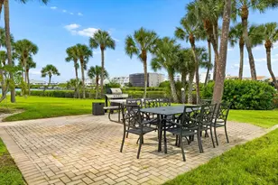 10351 Regal Dr, Largo, FL 33774 - Photo 31