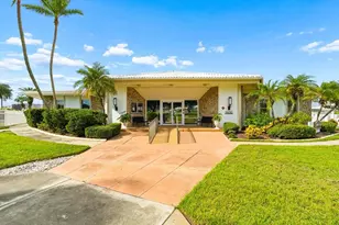 10351 Regal Dr, Largo, FL 33774 - Photo 27
