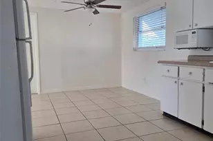 2117 Shannon Dr, Holiday, FL 34690 - Photo 9