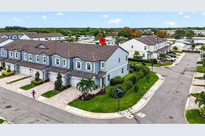 11211 Beach Walk Way NE, Saint Petersburg, FL 33716 - Photo 39