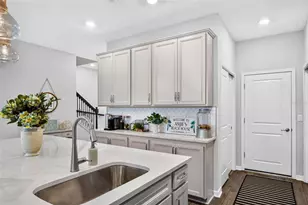 11211 Beach Walk Wy NE, Saint Petersburg, FL 33716 - Photo 11